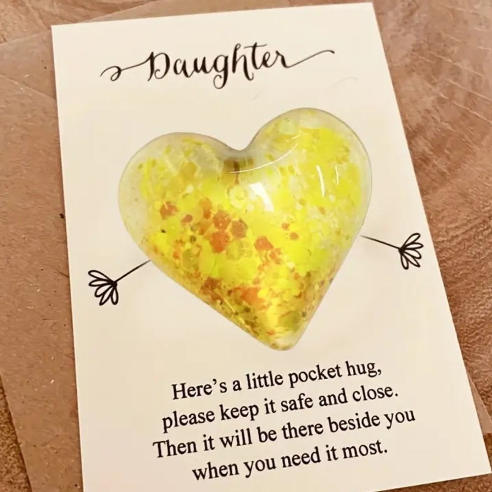 Larger Glass Glitter DAUGHTER Heart Card, yellow